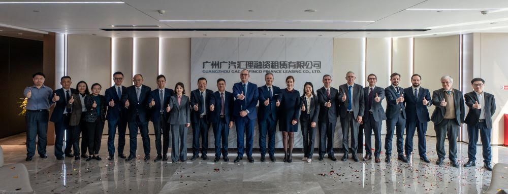 Photo cérémonie de lancement de GAC-Sofinco Finance Leasing