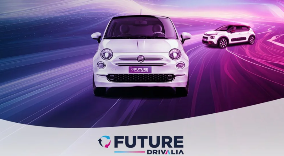 Voiture blanche sur un fond avec effet de rapidité dans des couleurs comme rose et violet