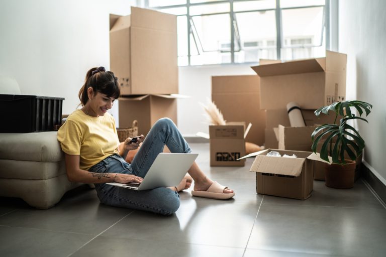 Comment Internet influence l’achat de meubles en France ?