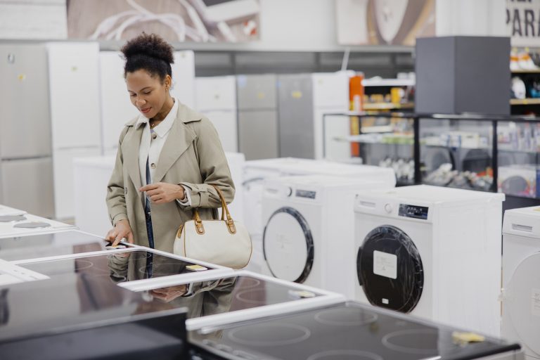 Agos et Unieuro renouvellent leur partenariat exclusif